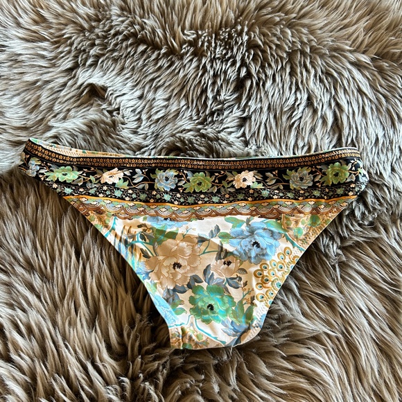 NWOT Spell And The Gypsy Collective Cheeky Bikini Bottom - Cloud Dancer - Sz S - Picture 6 of 11